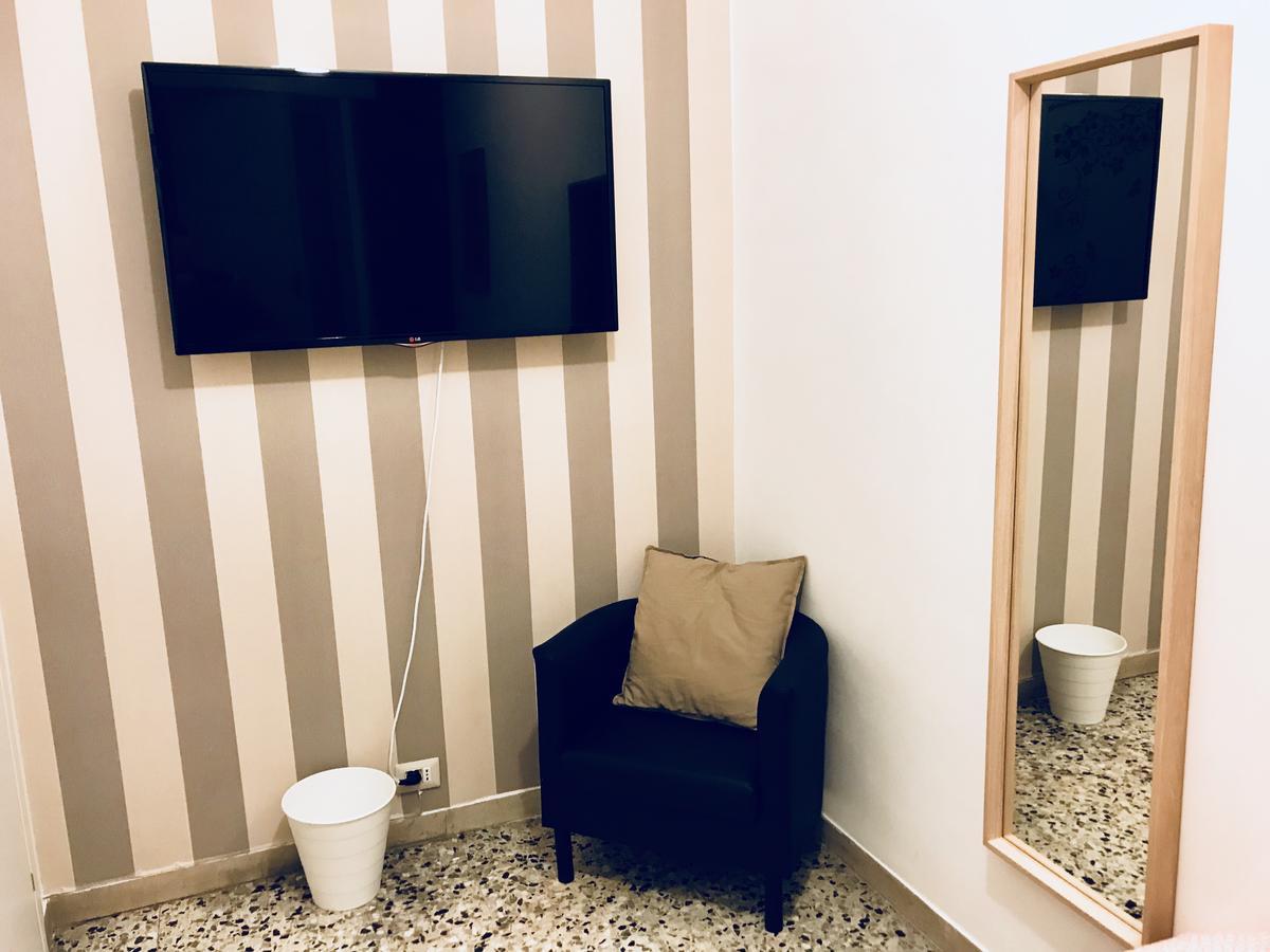 Simoni 10 Hotel Verona Kültér fotó